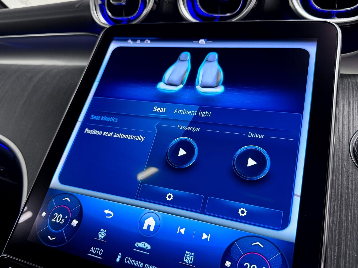 Used Mercedes-Benz GLC 2023 for sale - 77191819: Photo 49