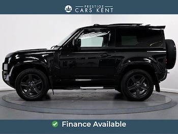 Used Land Rover Defender 90 2022 for sale - 79316561: Photo