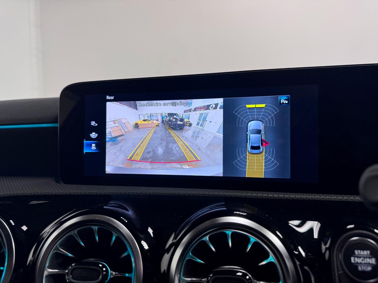 Used Mercedes-Benz A-Class 2022 for sale - 76742503: Photo 40