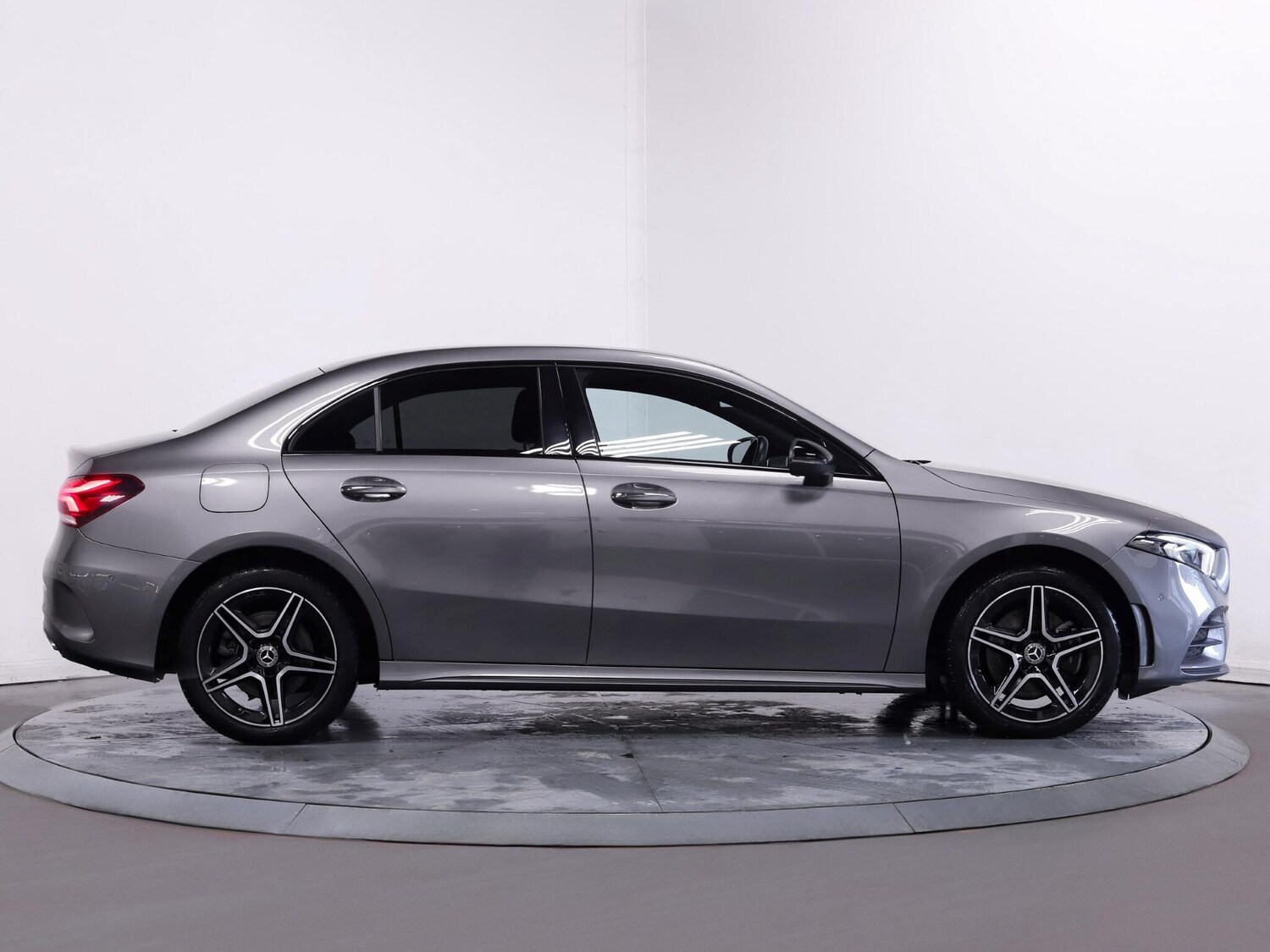 Used Mercedes-Benz A-Class 2022 for sale - 76742503: Photo 8