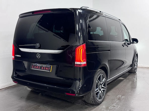 Used Mercedes-Benz V-Class 2019 for sale - 74120390: Photo 14