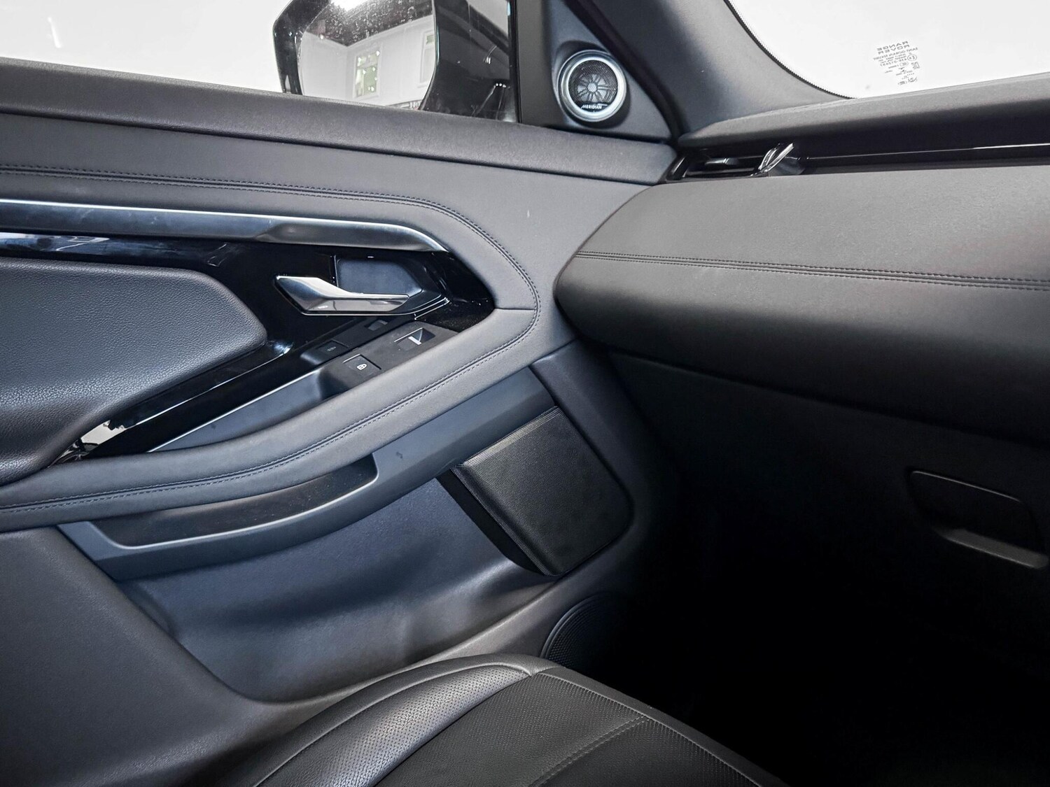 Used Land Rover Range Rover Evoque 2022 for sale - 76975828: Photo 28