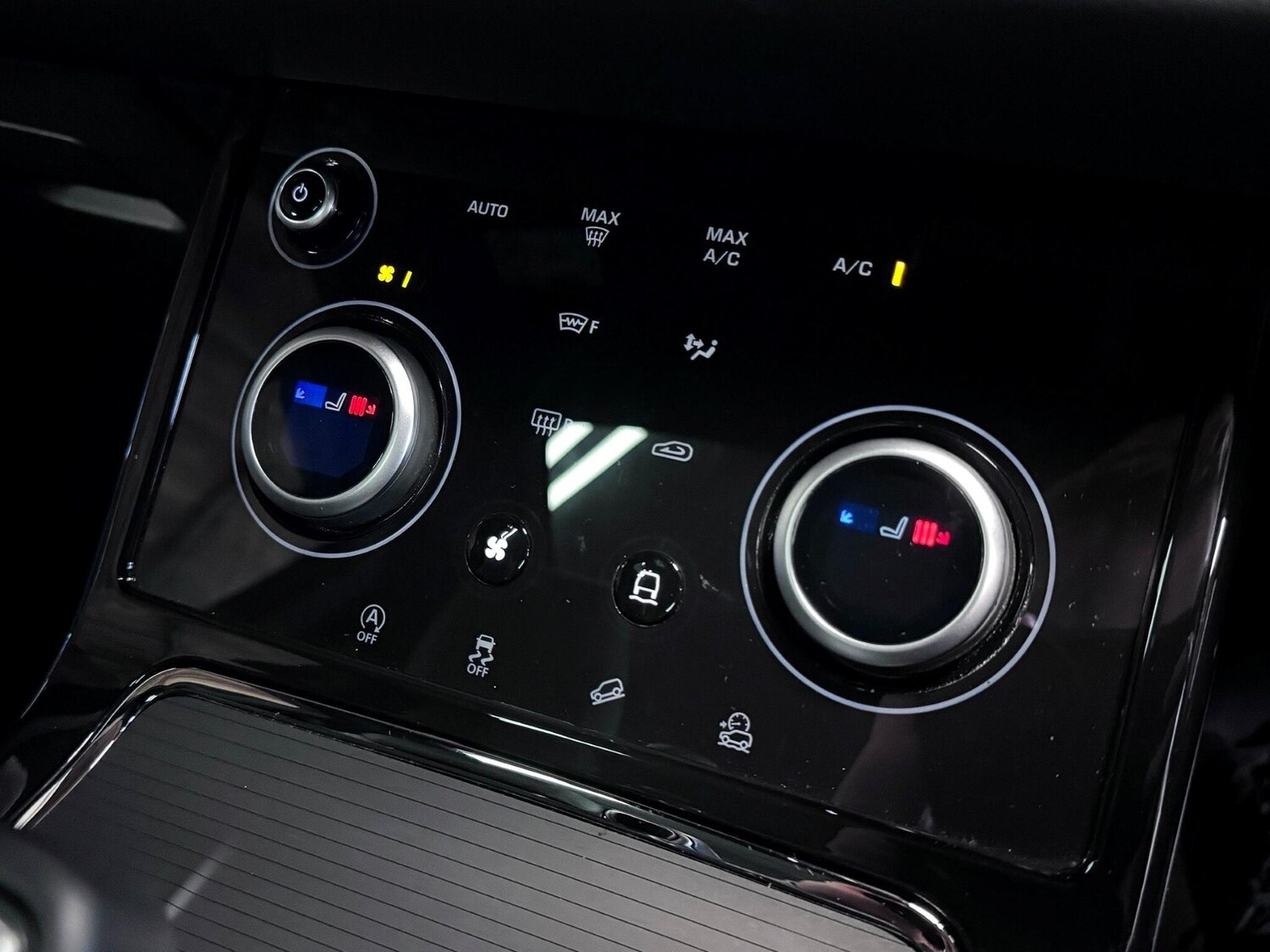 Used Land Rover Range Rover Evoque 2022 for sale - 76975828: Photo 32