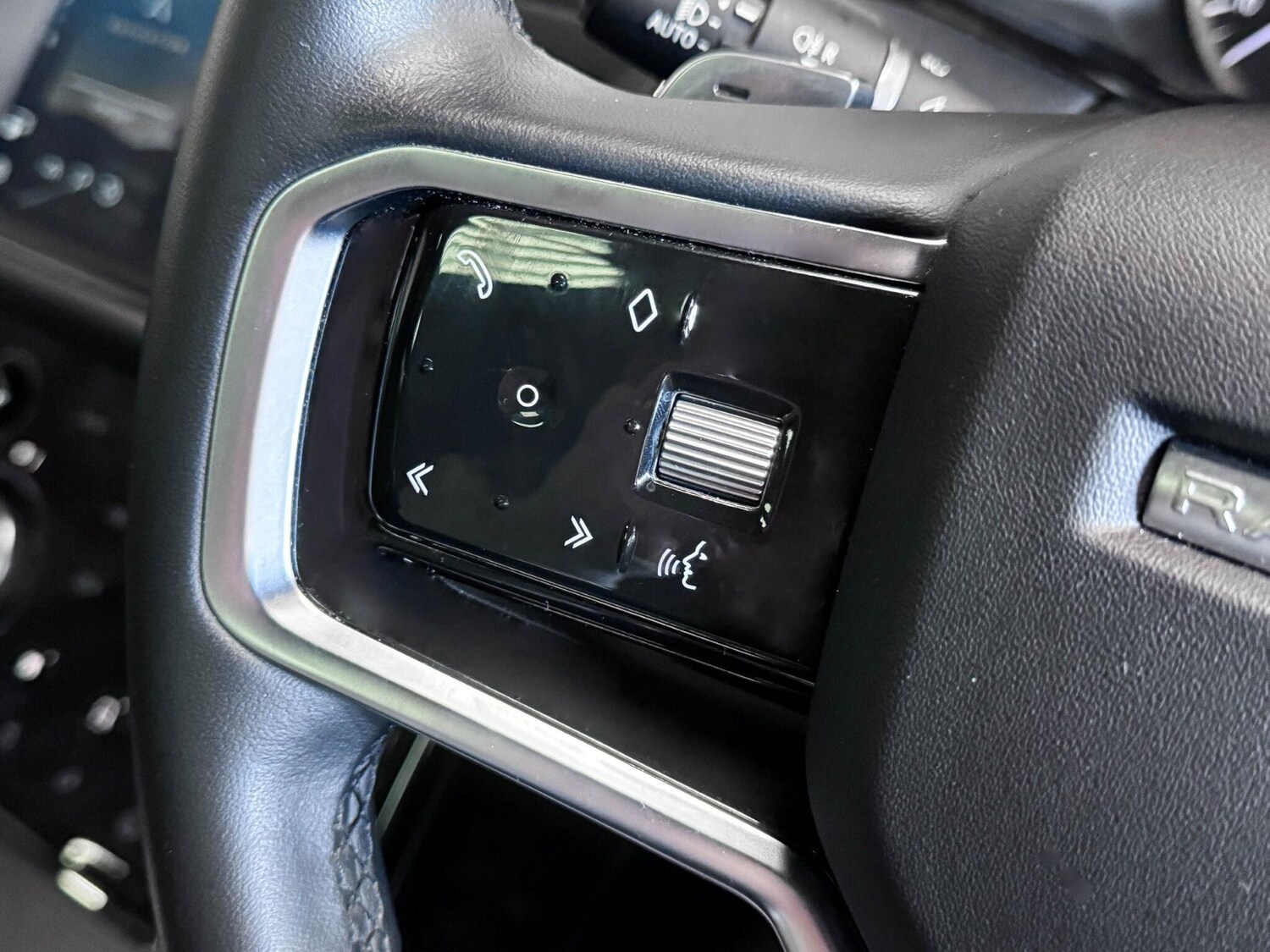 Used Land Rover Range Rover Evoque 2022 for sale - 76975828: Photo 36