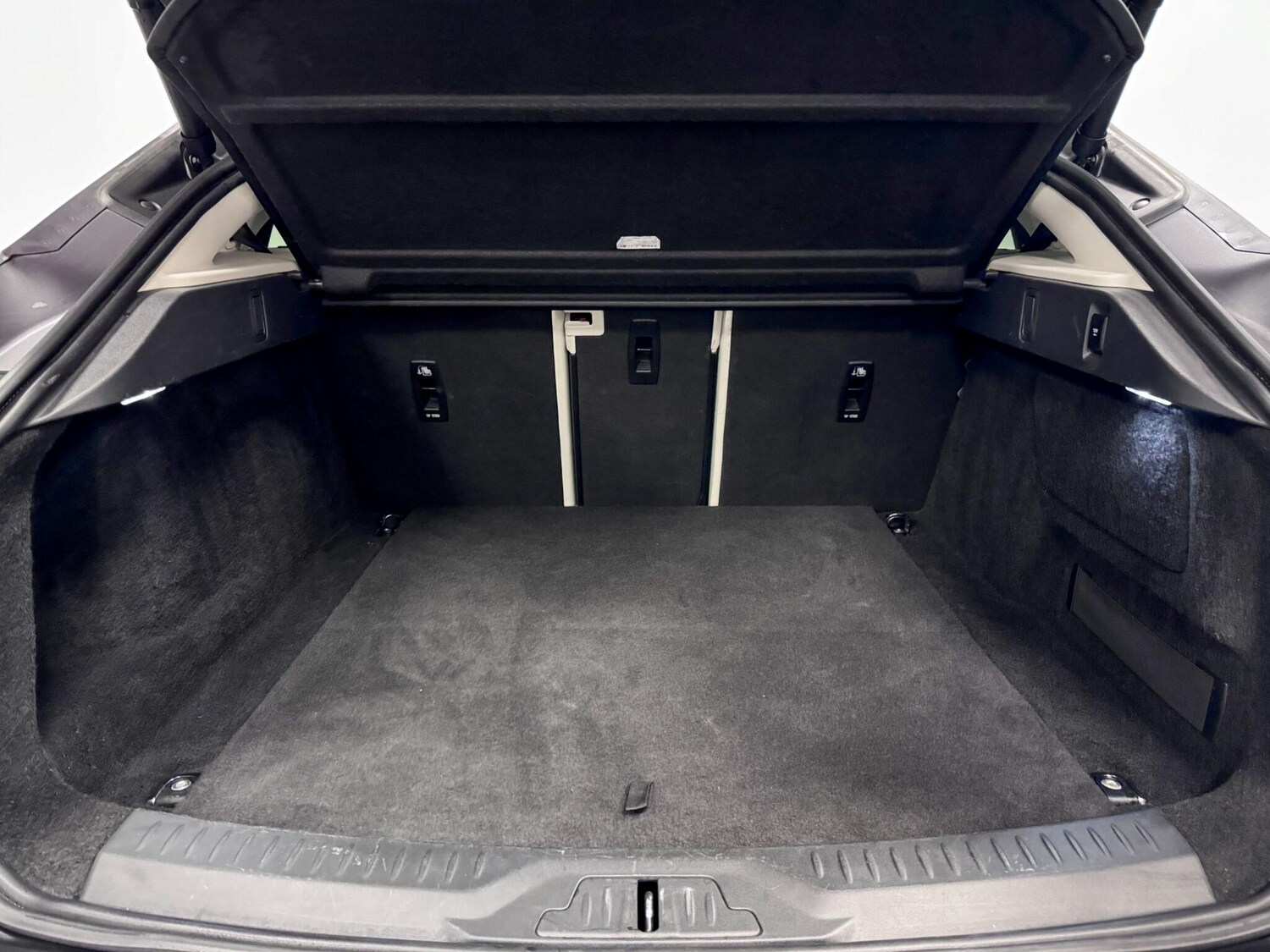 Used Jaguar I-Pace 2021 for sale - 76839627: Photo 12