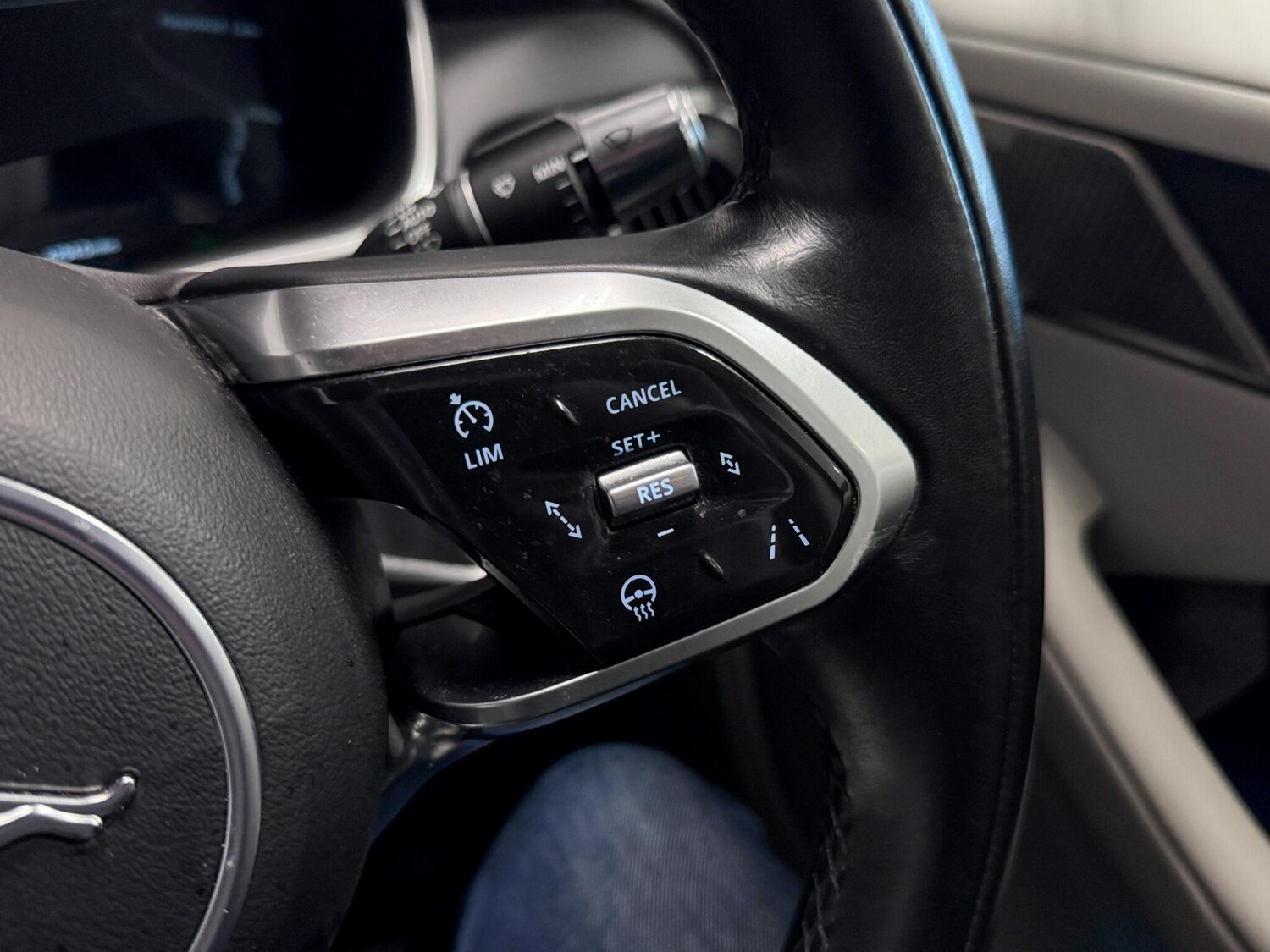 Used Jaguar I-Pace 2021 for sale - 76839627: Photo 39