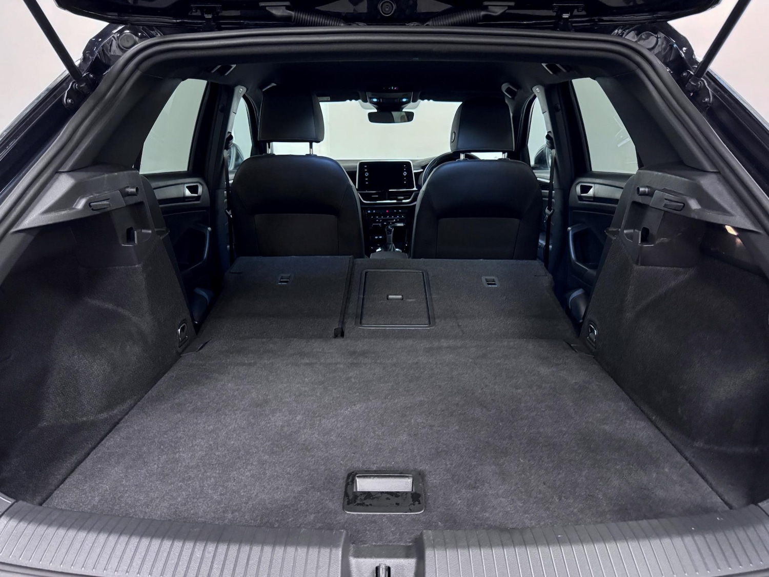 Used Volkswagen T-Roc 2024 for sale - 76513272: Photo 14