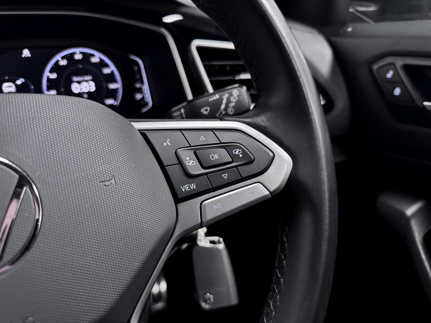 Used Volkswagen T-Roc 2024 for sale - 76513272: Photo 36