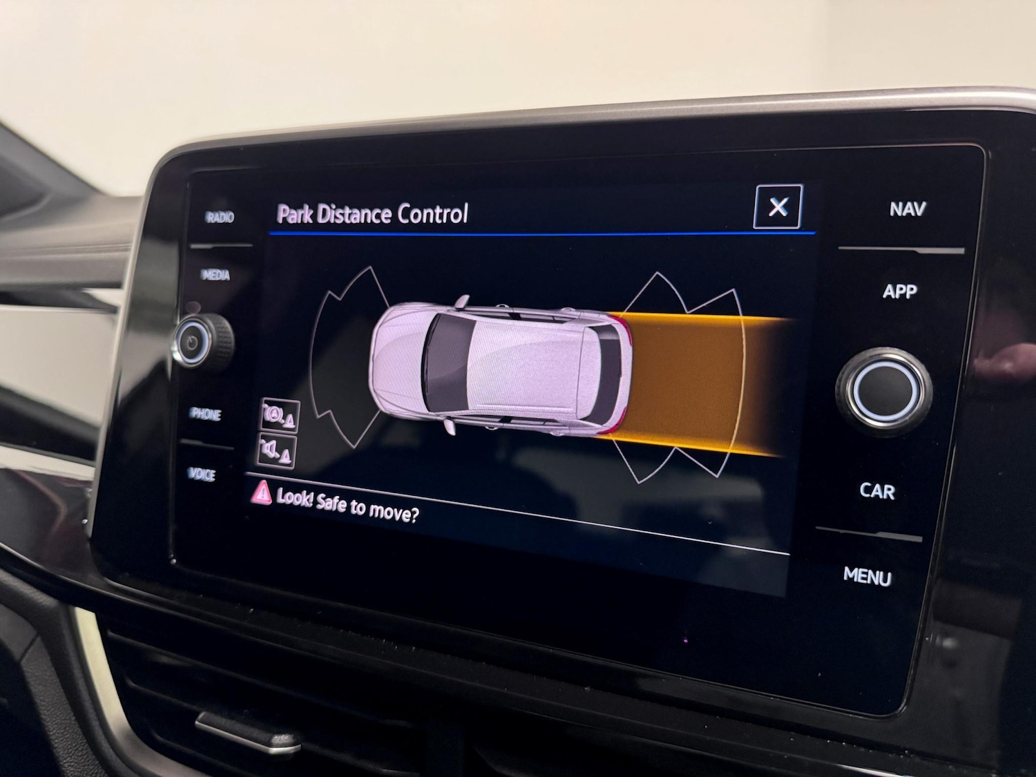 Used Volkswagen T-Roc 2024 for sale - 76513272: Photo 39