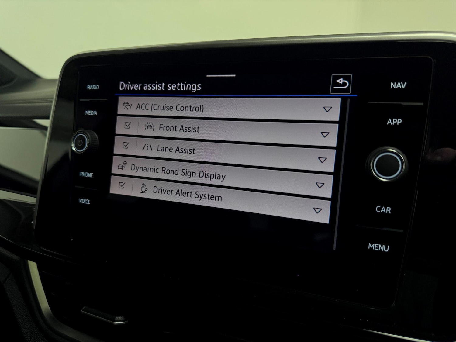 Used Volkswagen T-Roc 2024 for sale - 76513272: Photo 45