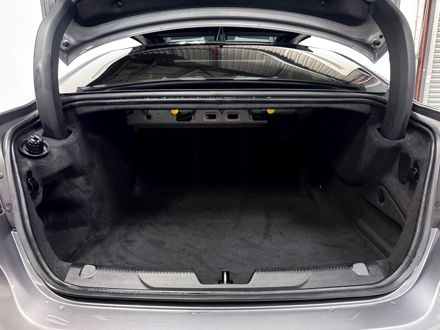 Used Jaguar XE 2023 for sale - 76408743: Photo 12