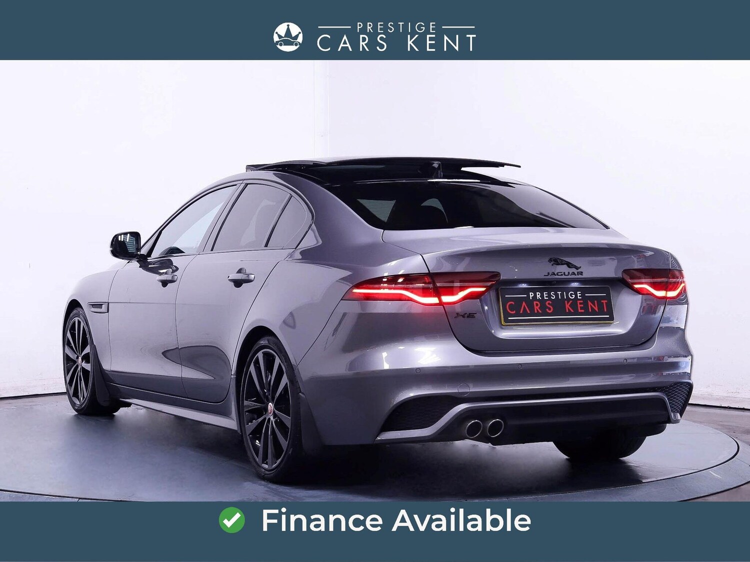 Used Jaguar XE 2023 for sale - 76408743: Photo 3