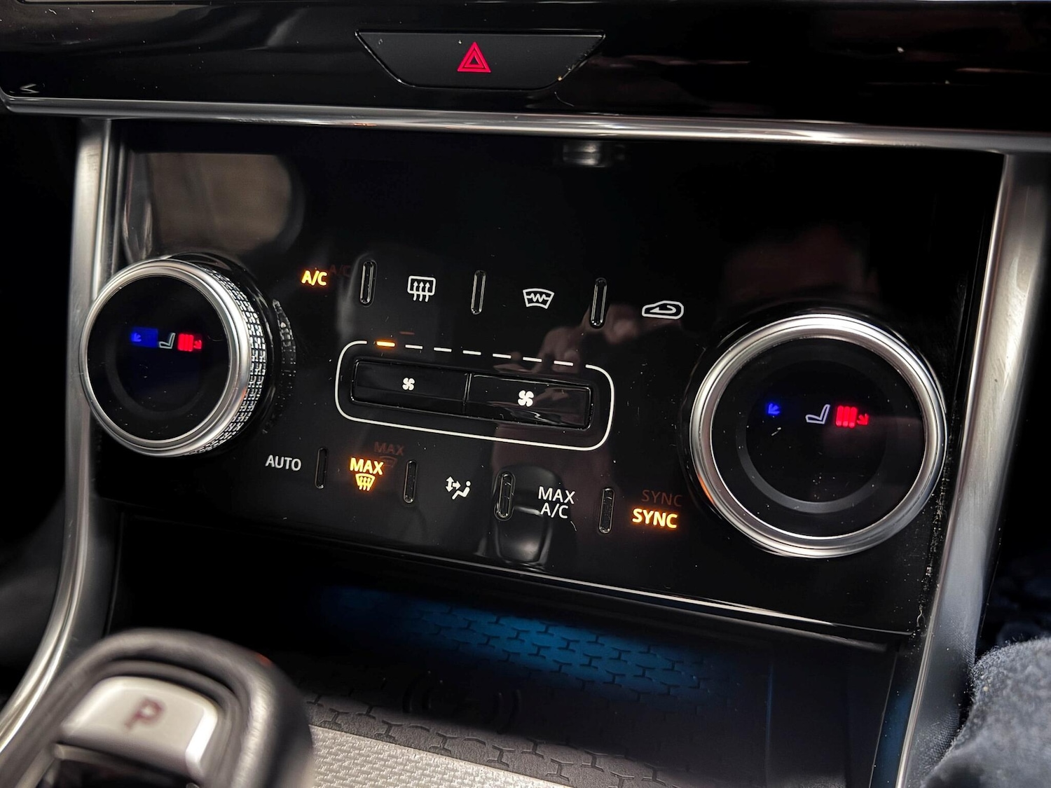 Used Jaguar XE 2023 for sale - 76408743: Photo 32