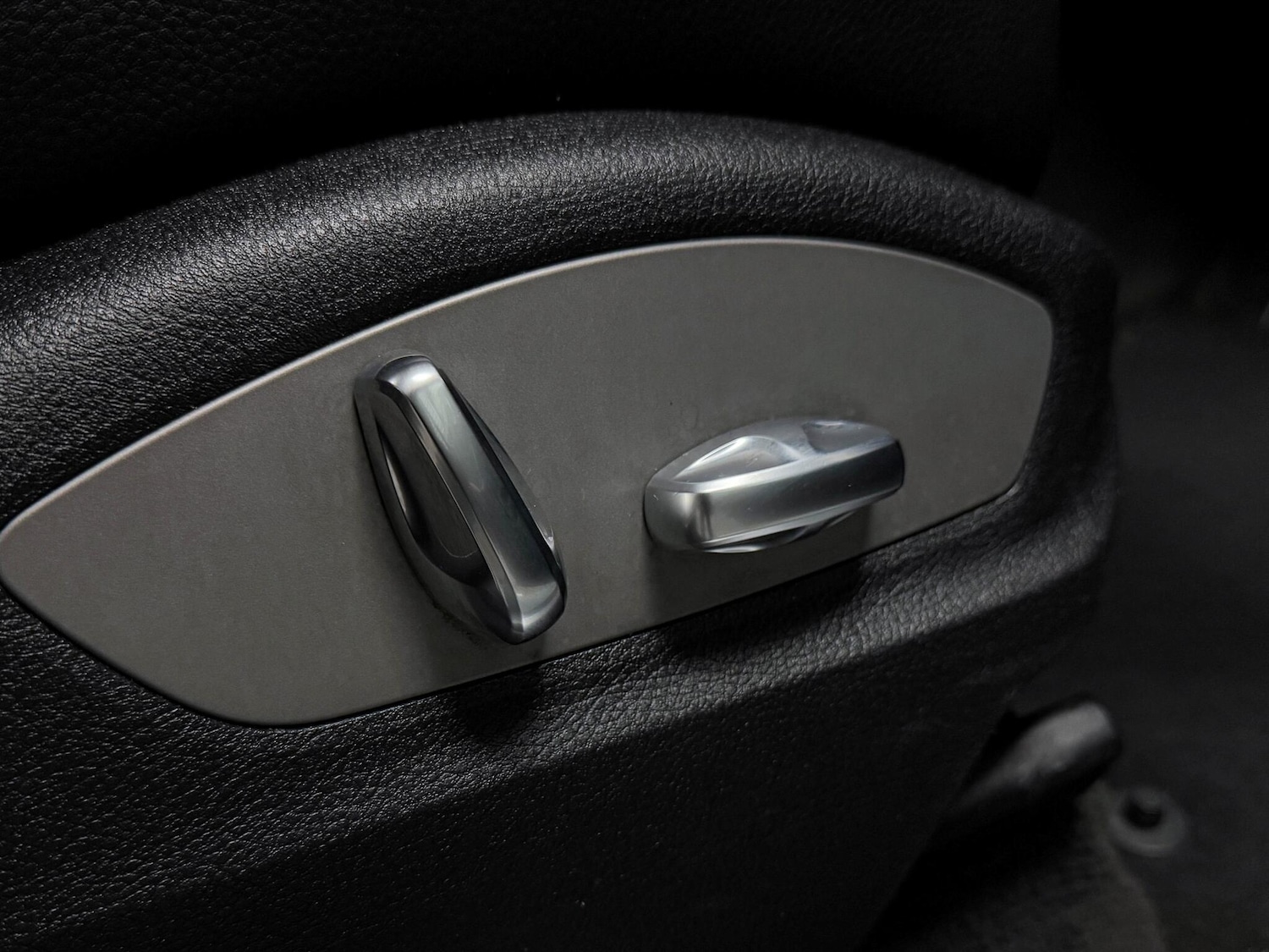 Used Porsche Macan 2019 for sale - 75978603: Photo 23