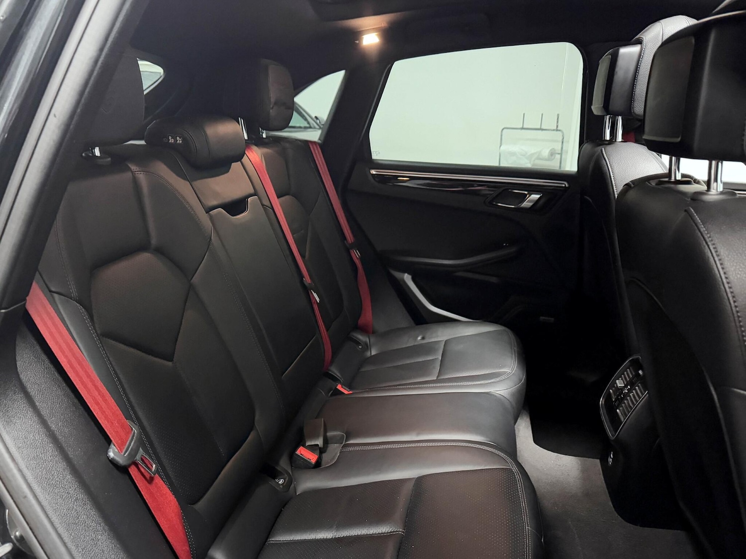 Used Porsche Macan 2019 for sale - 75978603: Photo 29