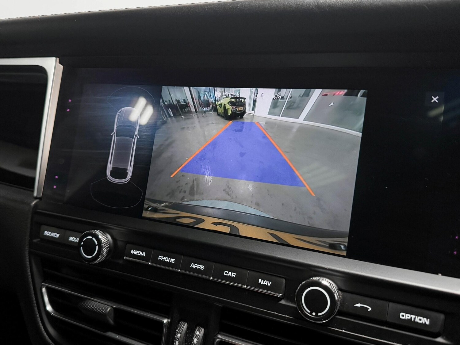 Used Porsche Macan 2019 for sale - 75978603: Photo 50