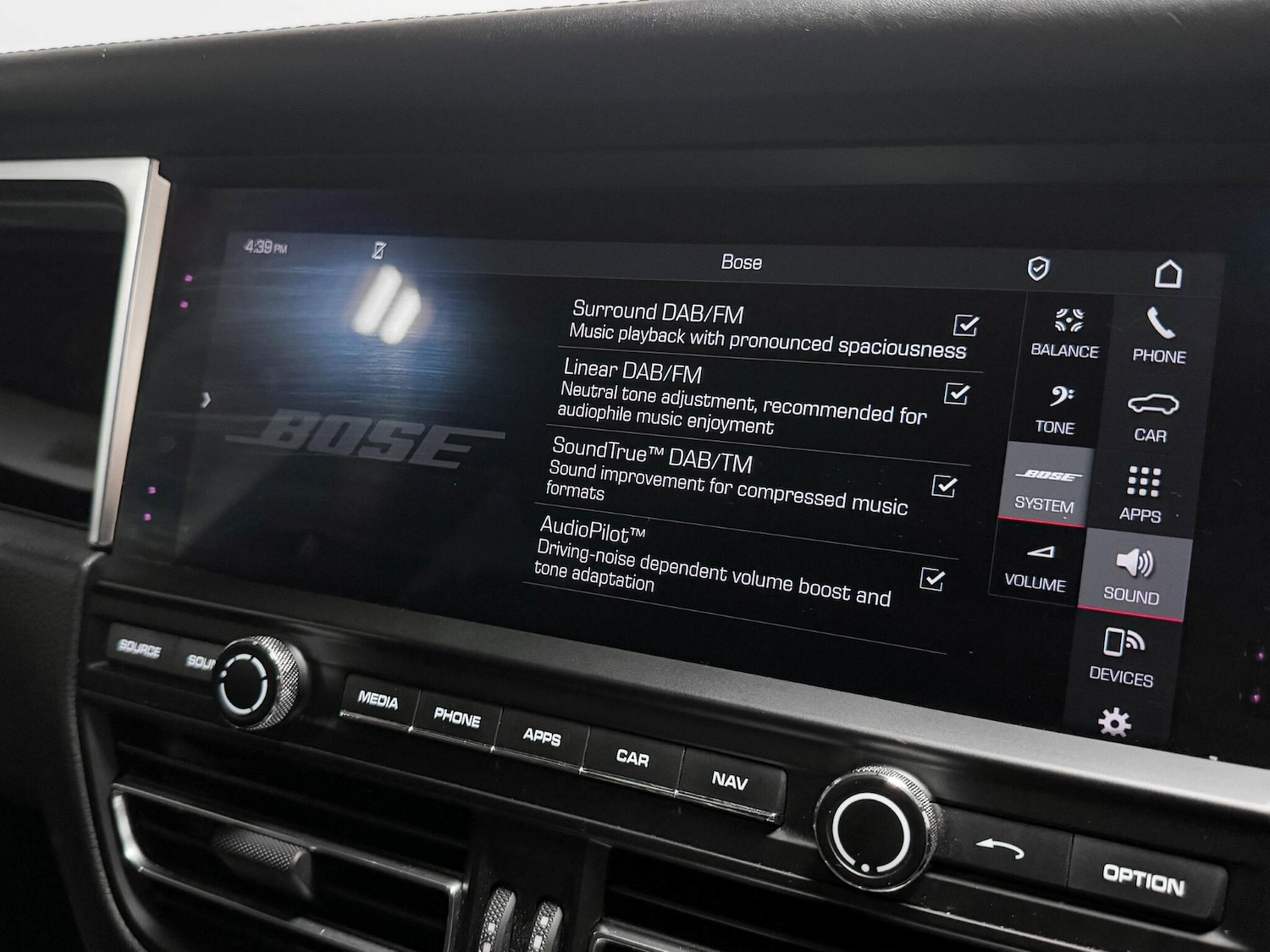 Used Porsche Macan 2019 for sale - 75978603: Photo 57