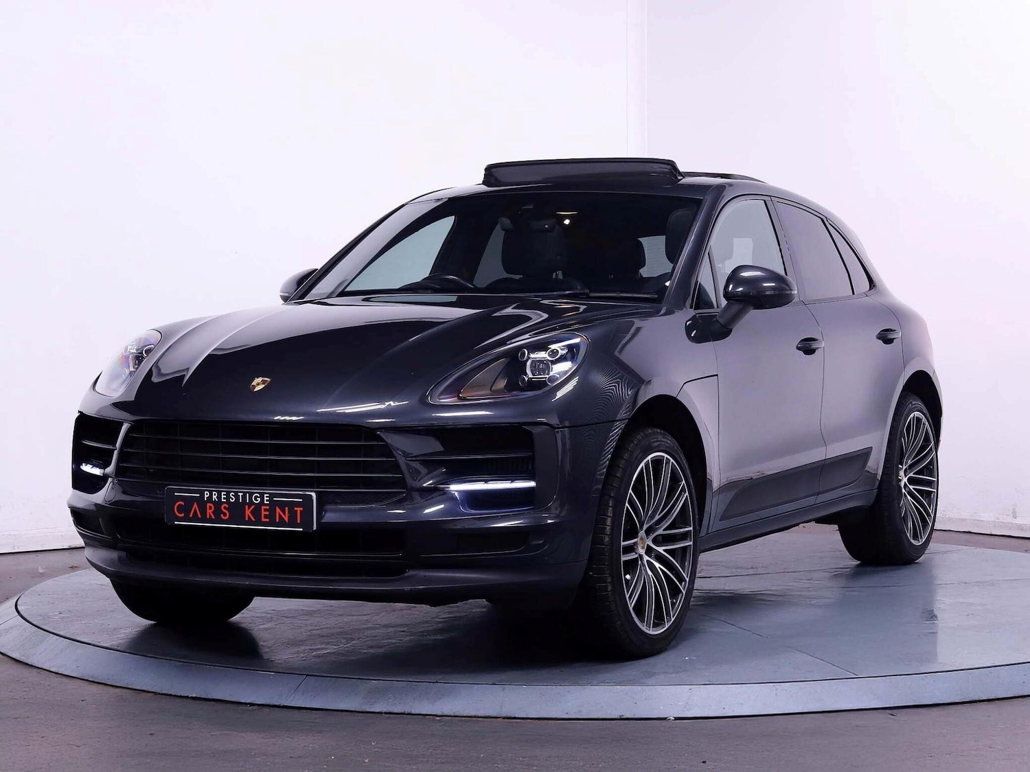 Used Porsche Macan 2019 for sale - 75978603: Photo 6