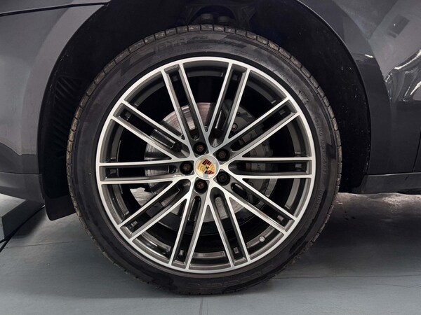 Used Porsche Macan 2019 for sale - 75978603: Photo 61