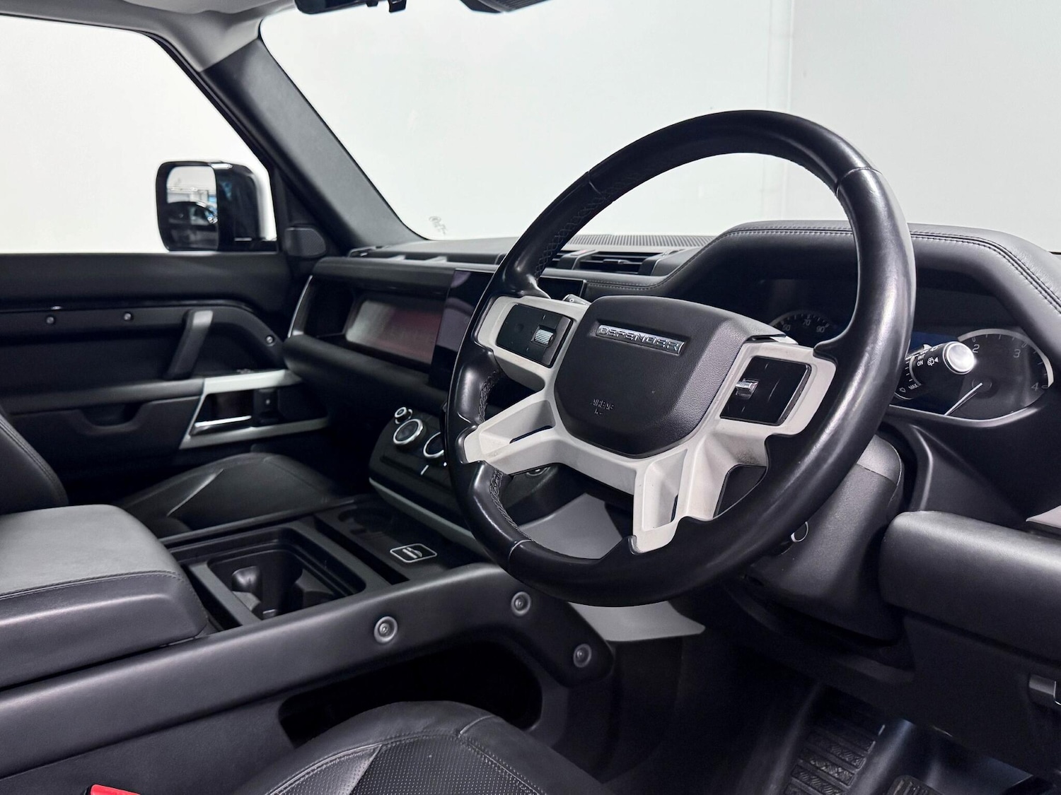 Used Land Rover Defender 110 2023 for sale - 77120641: Photo 17