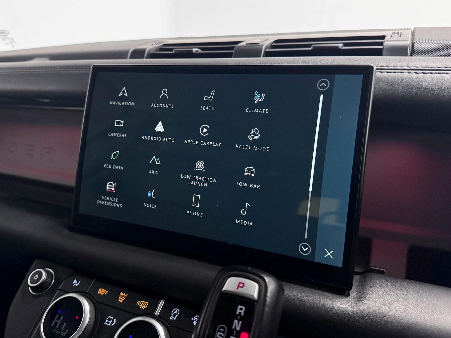 Used Land Rover Defender 110 2023 for sale - 77120641: Photo 35