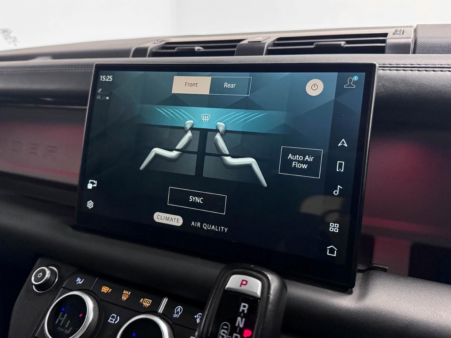 Used Land Rover Defender 110 2023 for sale - 77120641: Photo 40