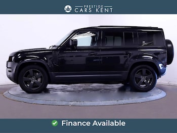 Used Land Rover Defender 110 2023 for sale - 77120641: Photo