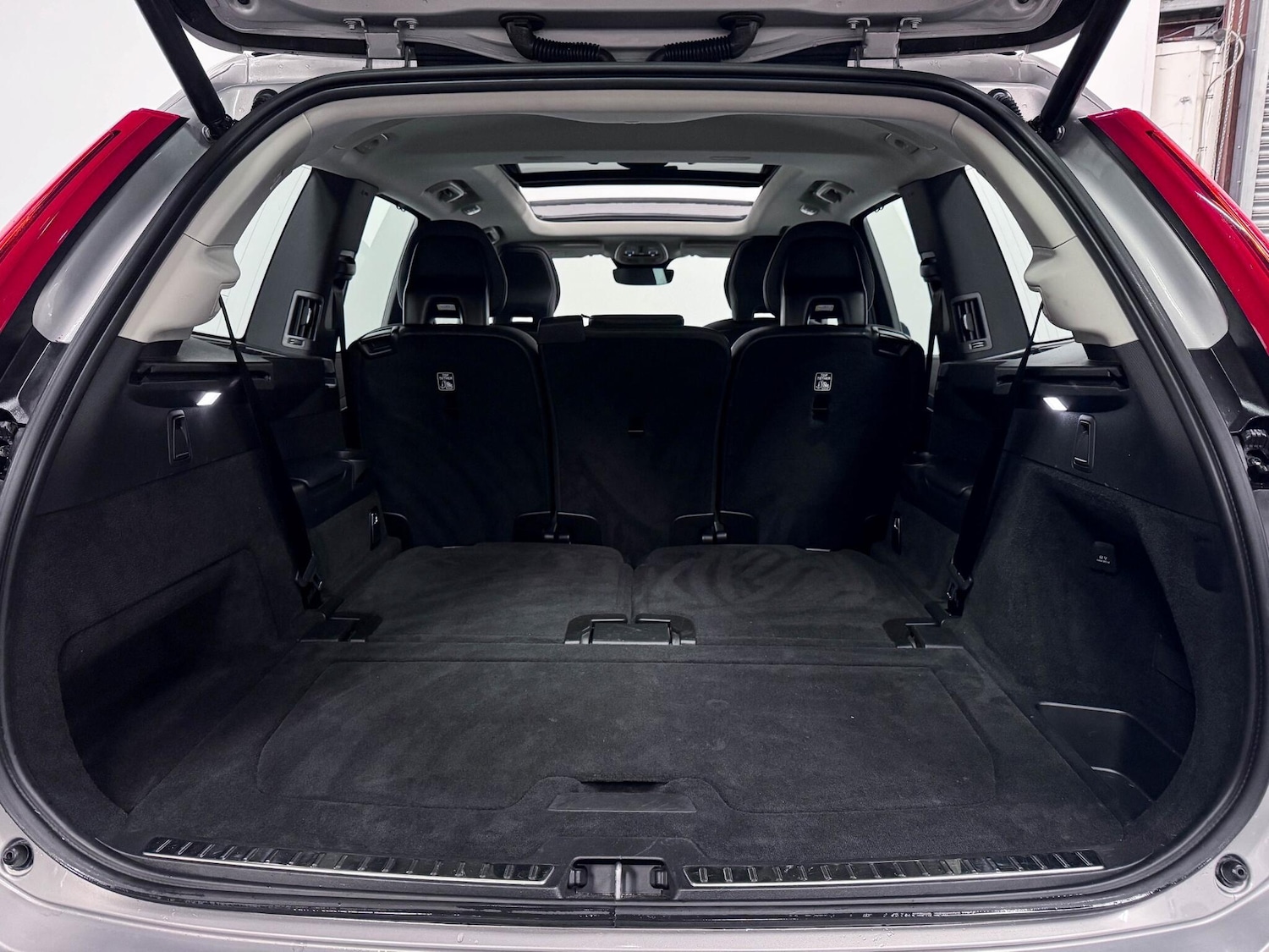 Used Volvo XC90 2023 for sale - 76512652: Photo 12