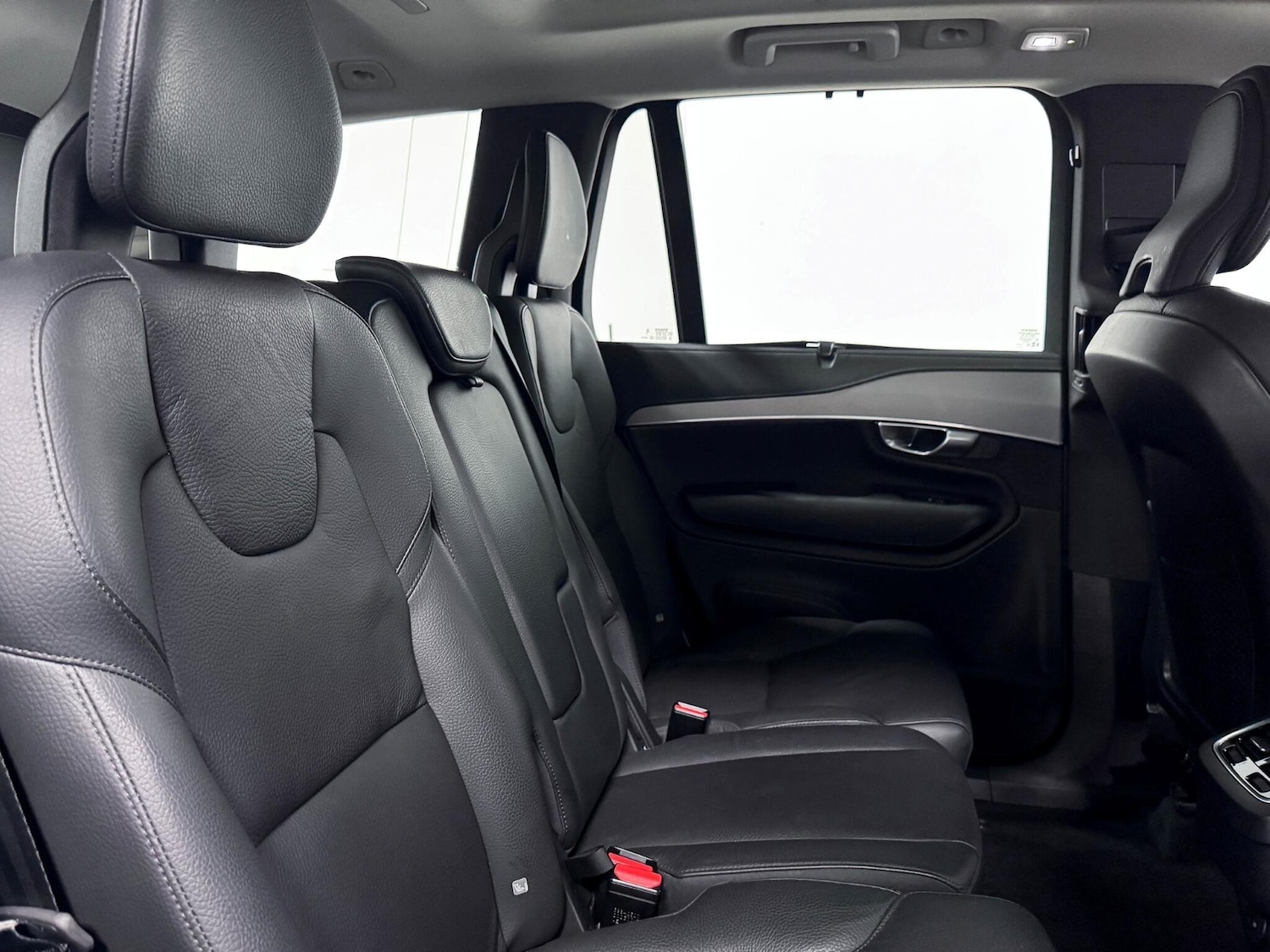 Used Volvo XC90 2023 for sale - 76512652: Photo 27