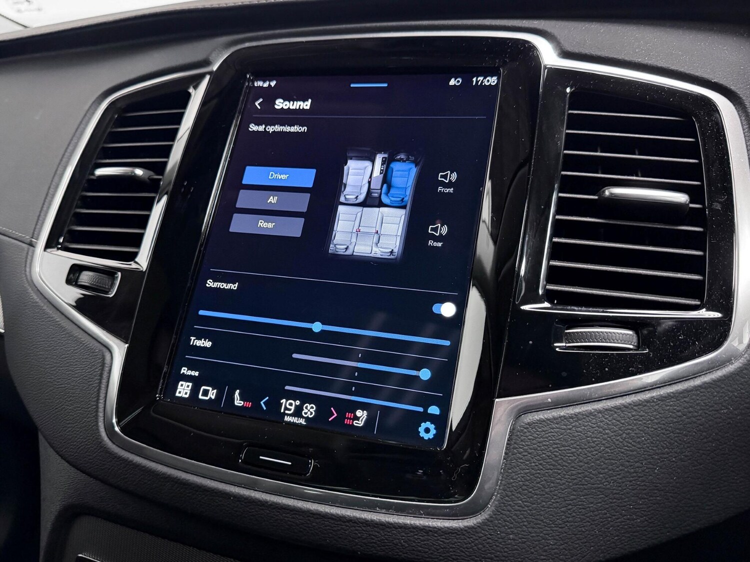 Used Volvo XC90 2023 for sale - 76512652: Photo 51