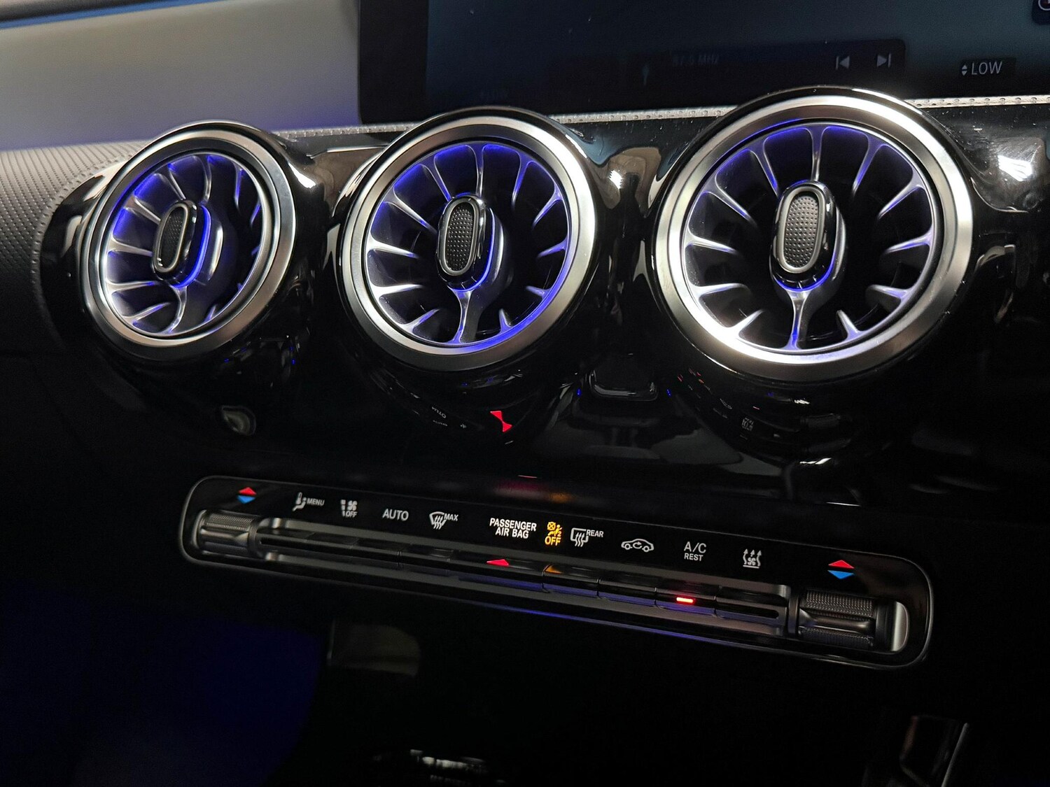 Used Mercedes-Benz A-Class for sale - 77854196: Photo 32