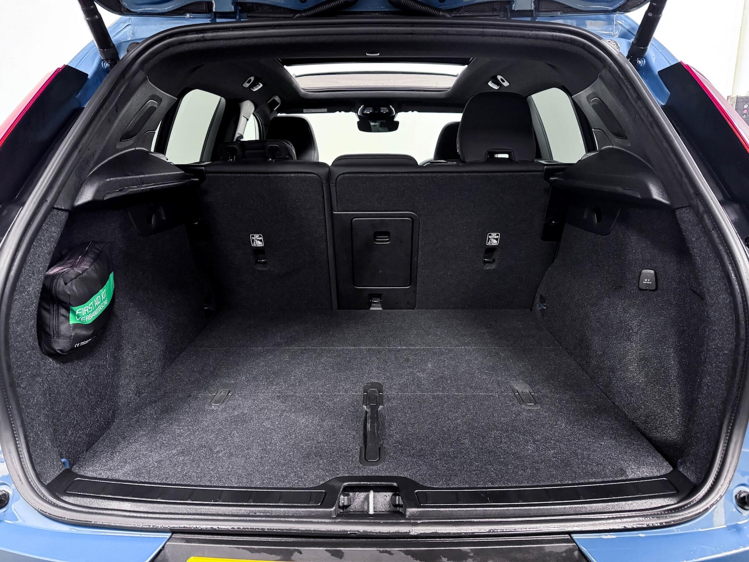 Used Volvo XC40 2024 for sale - 76607750: Photo 12