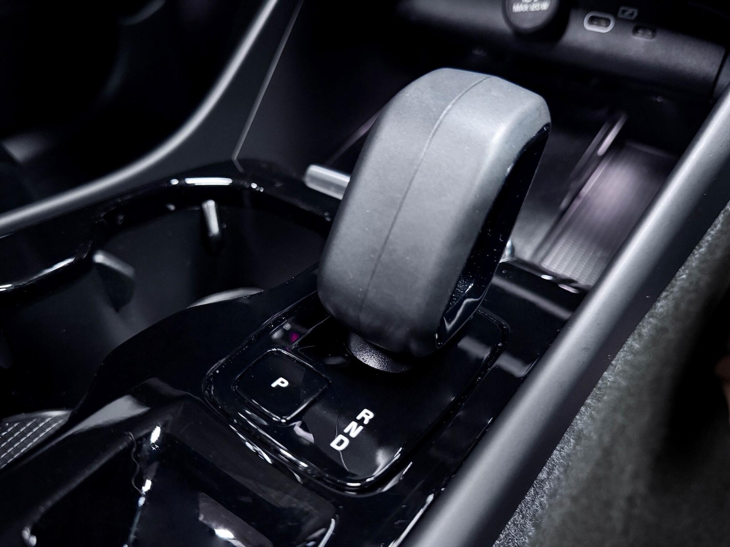 Used Volvo XC40 2024 for sale - 76607750: Photo 26