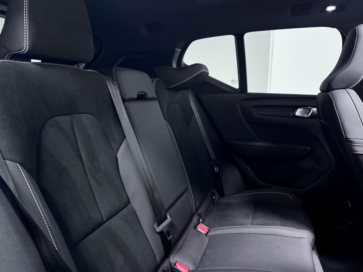 Used Volvo XC40 2024 for sale - 76607750: Photo 37