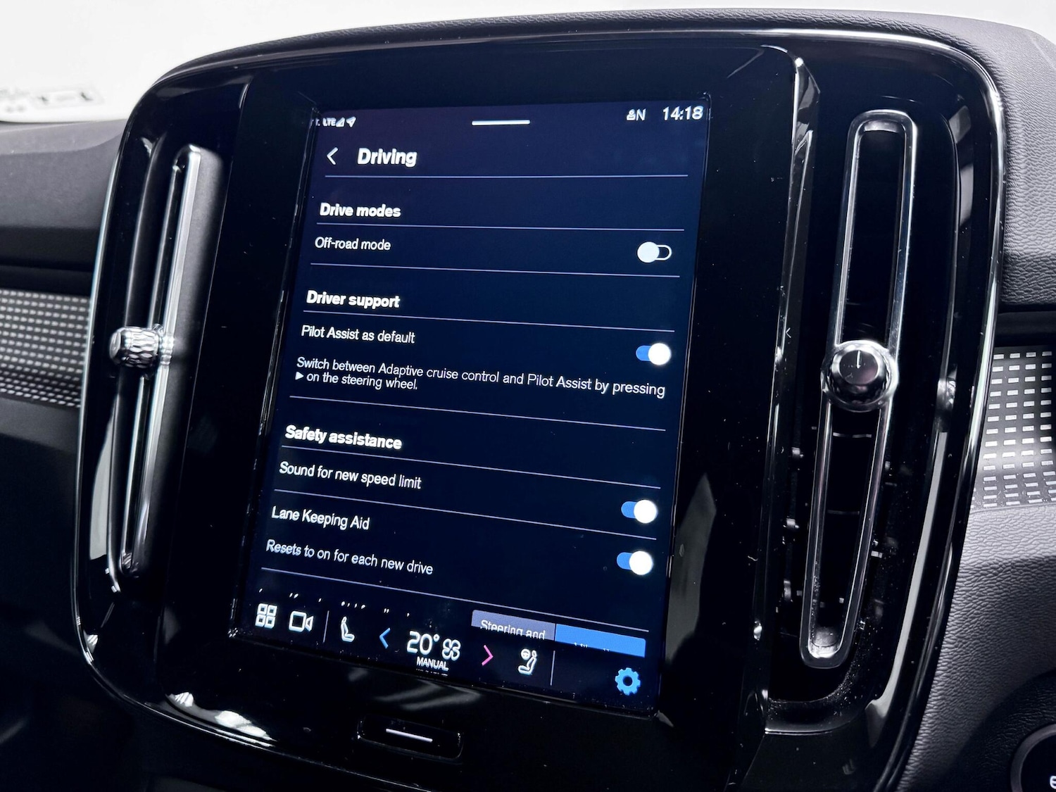 Used Volvo XC40 2024 for sale - 76607750: Photo 48