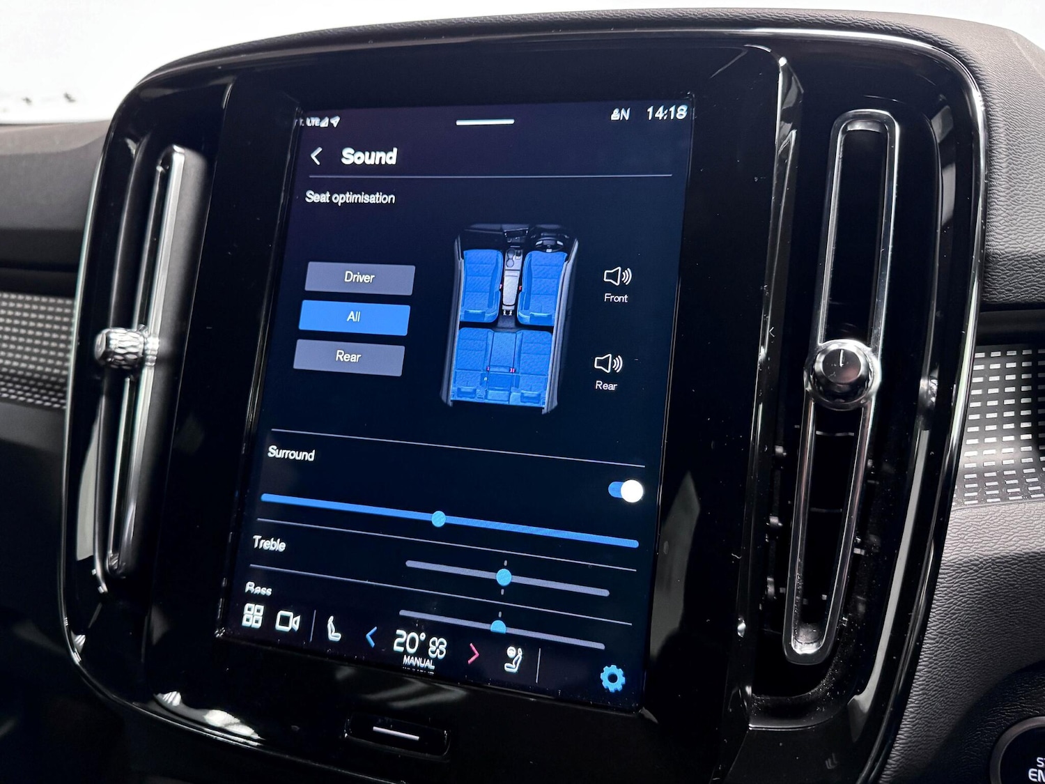 Used Volvo XC40 2024 for sale - 76607750: Photo 50