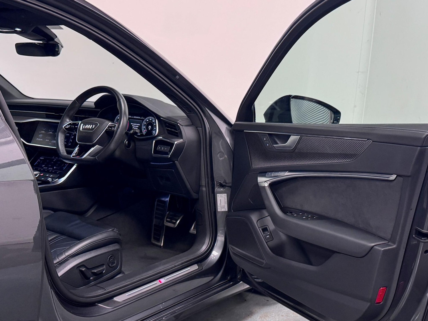 Used Audi A6 Saloon 2022 for sale - 77203612: Photo 13