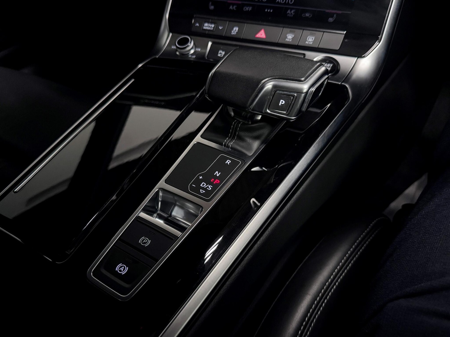 Used Audi A6 Saloon 2022 for sale - 77203612: Photo 32