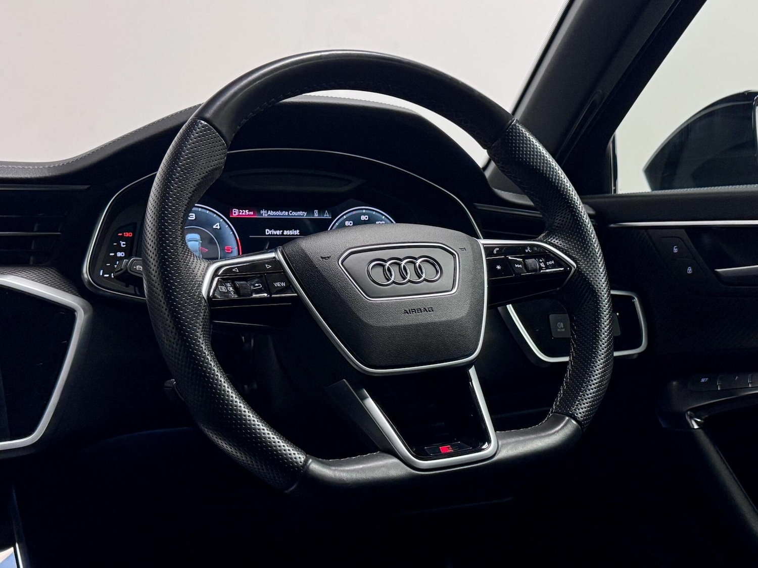 Used Audi A6 Saloon 2022 for sale - 77203612: Photo 35