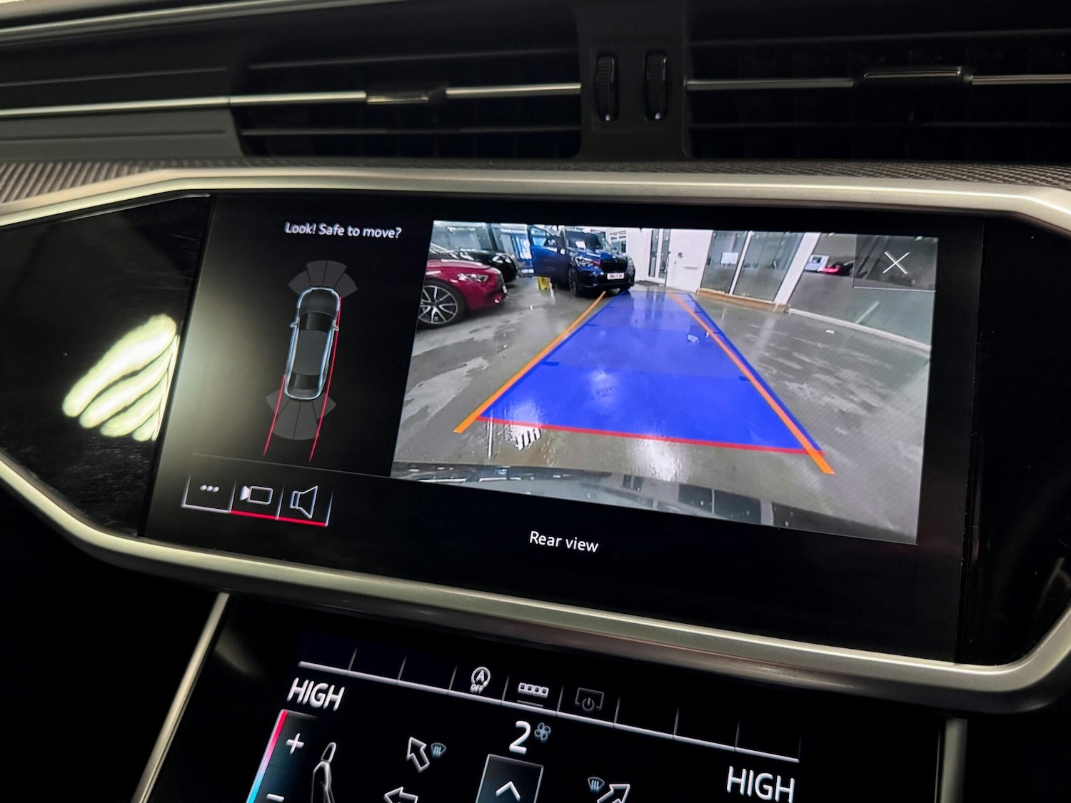 Used Audi A6 Saloon 2022 for sale - 77203612: Photo 42