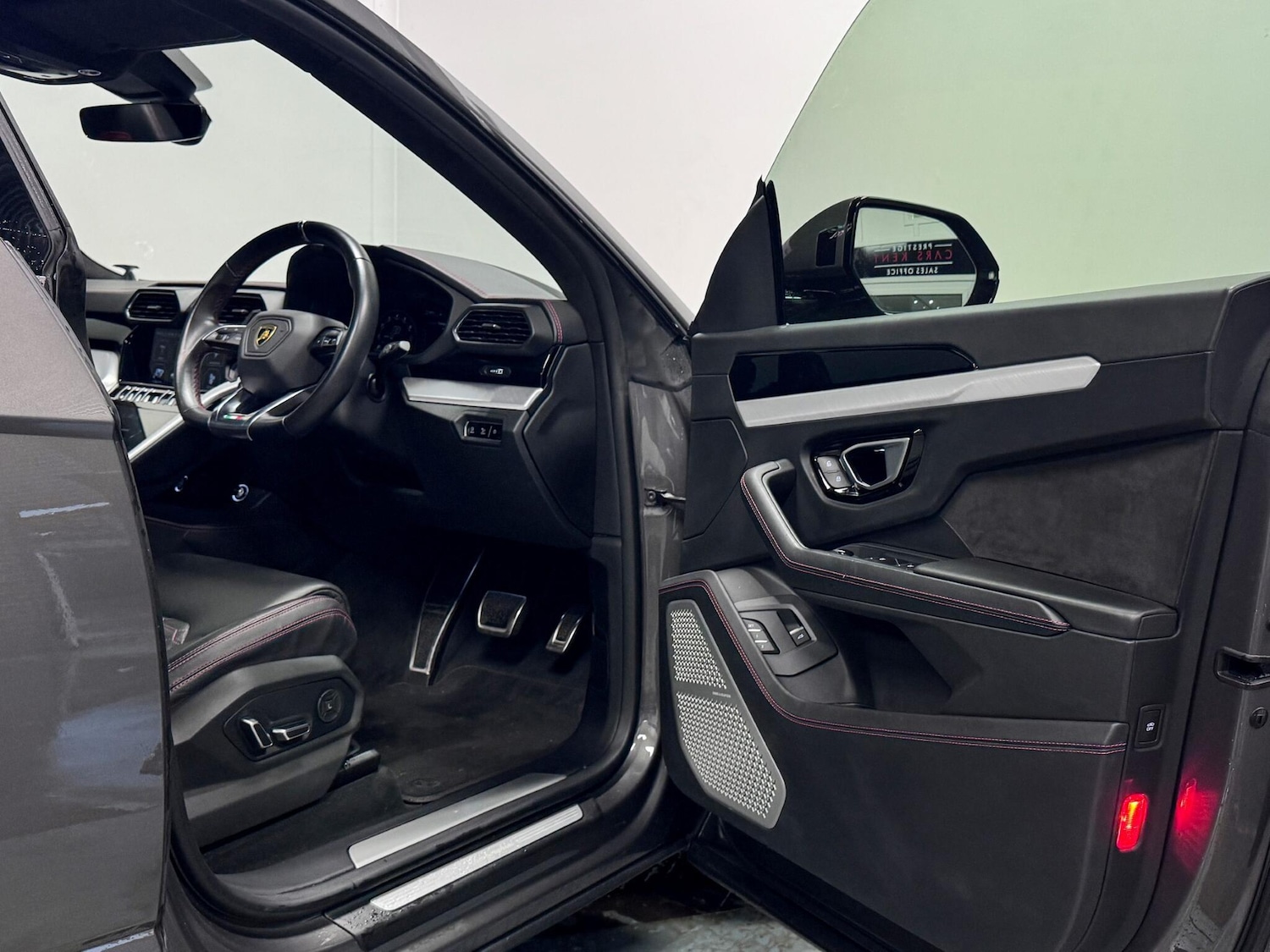 Used Lamborghini Urus 2022 for sale - 77440103: Photo 14