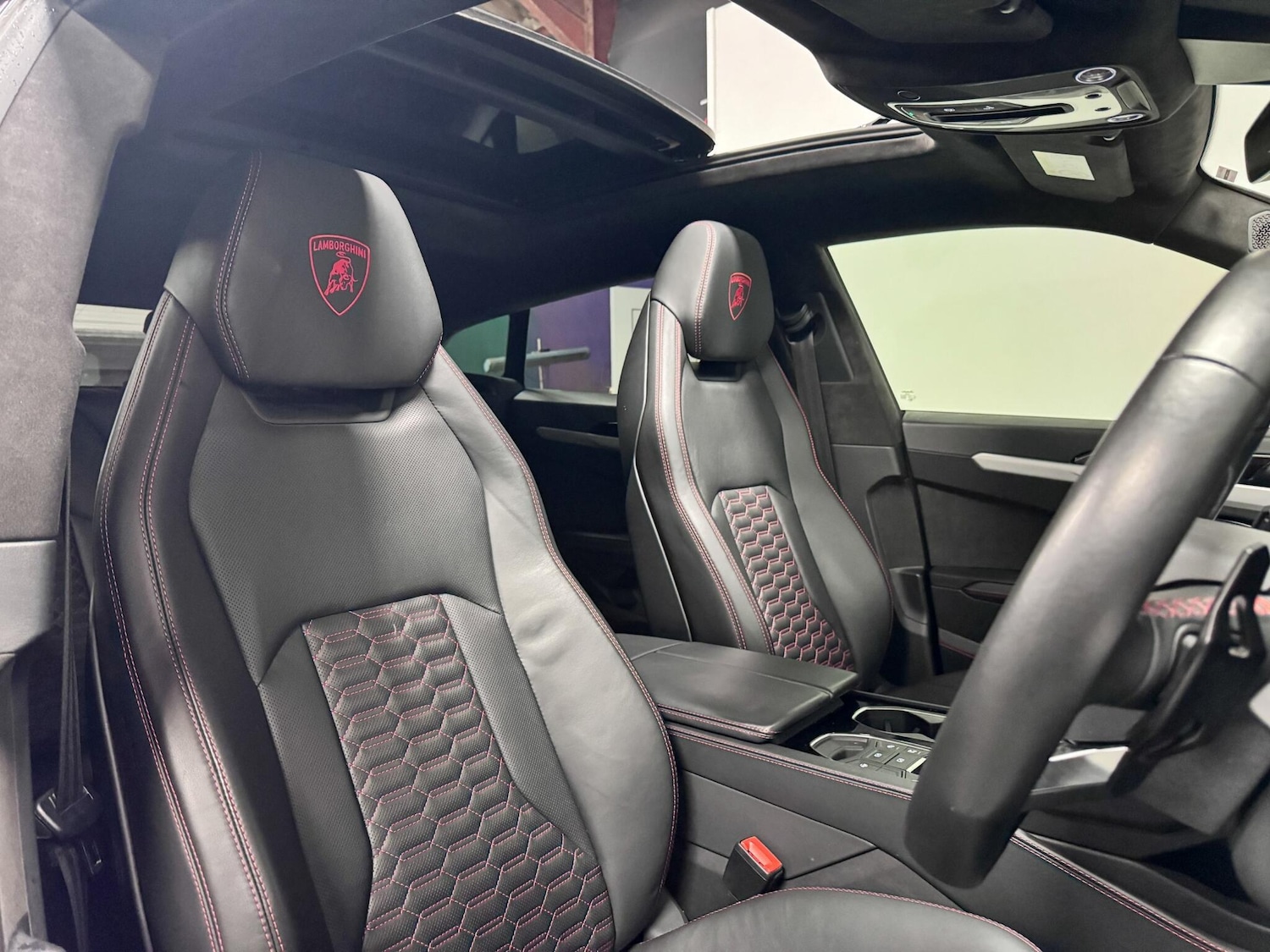 Used Lamborghini Urus 2022 for sale - 77440103: Photo 23