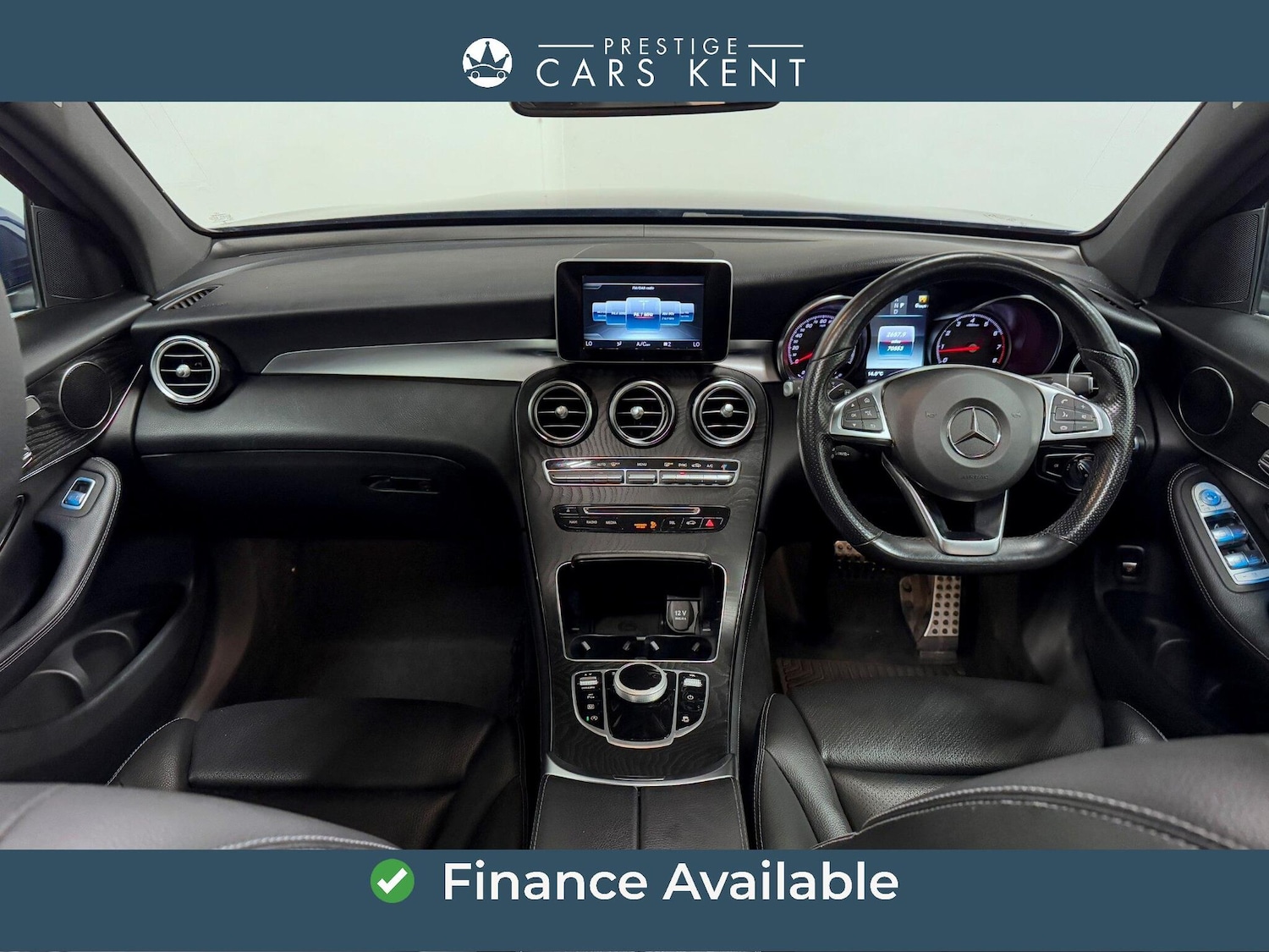 Used Mercedes-Benz GLC 2018 for sale - 76238691: Photo 2