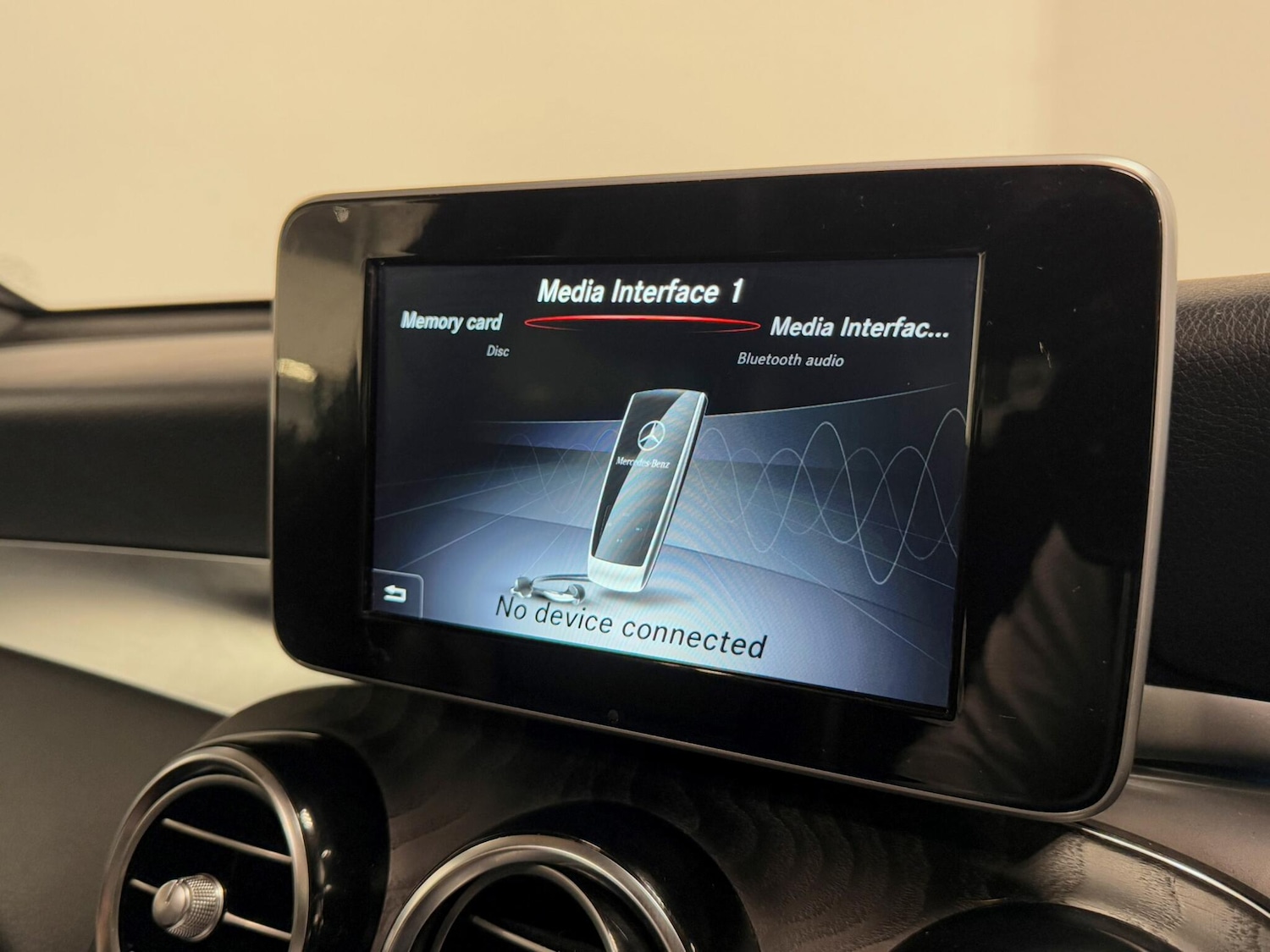 Used Mercedes-Benz GLC 2018 for sale - 76238691: Photo 43