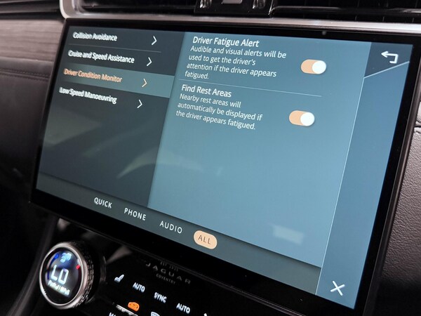 Used Jaguar F-Pace 2022 for sale - 75458689: Photo 47
