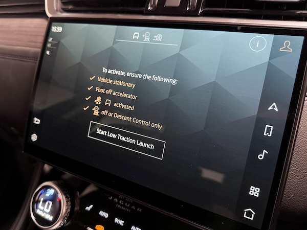 Used Jaguar F-Pace 2022 for sale - 75458689: Photo 53