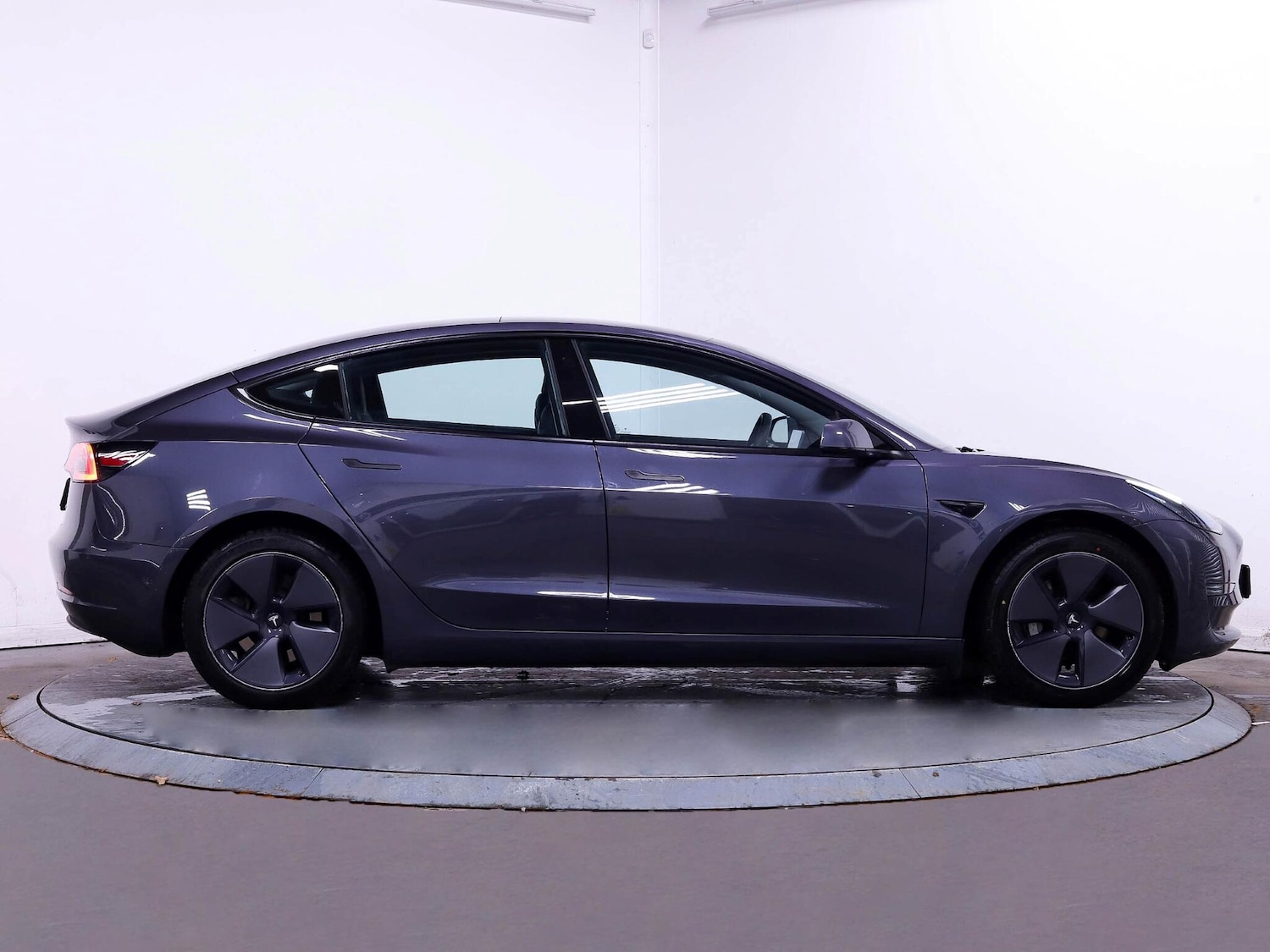 Used Tesla Model 3 2022 for sale - 77016064: Photo 8