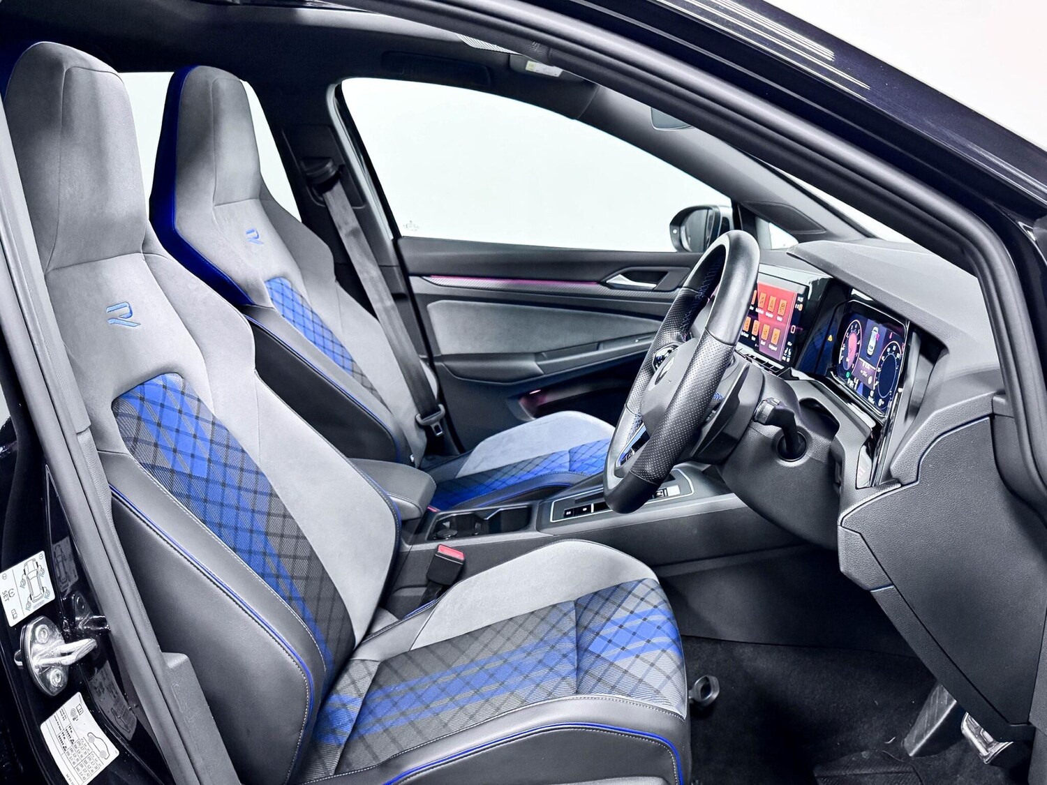 Used Volkswagen Golf 2022 for sale - 77345380: Photo 17