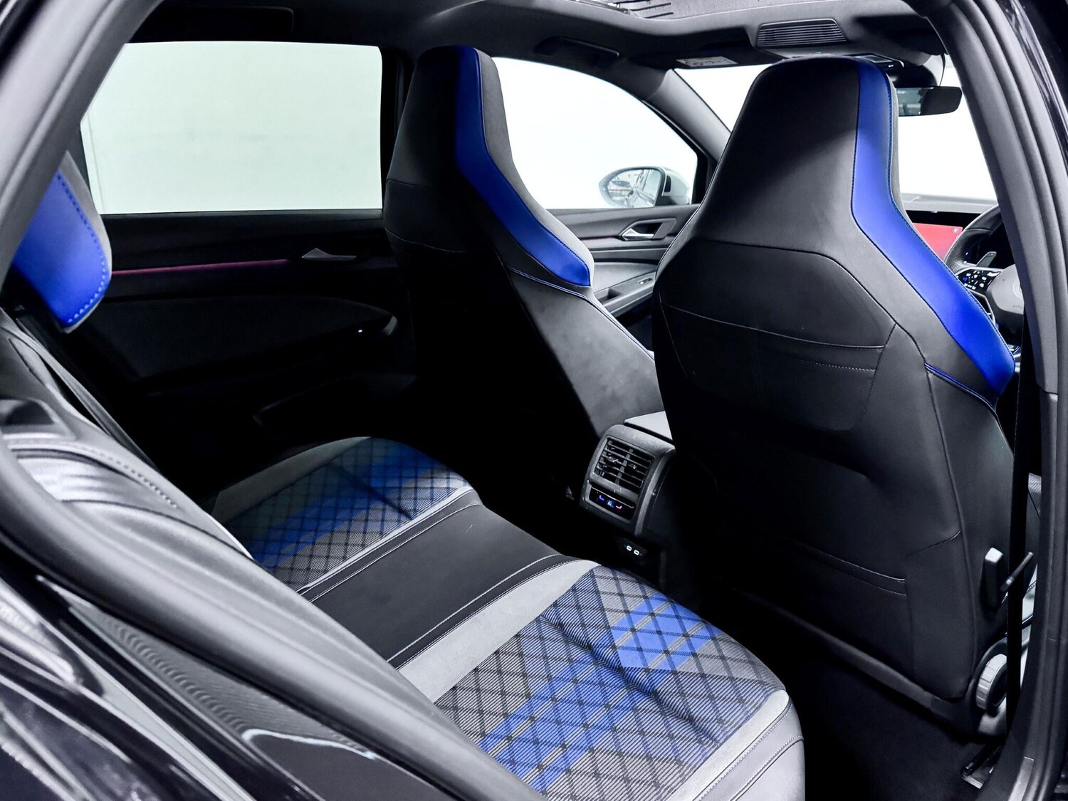 Used Volkswagen Golf 2022 for sale - 77345380: Photo 21