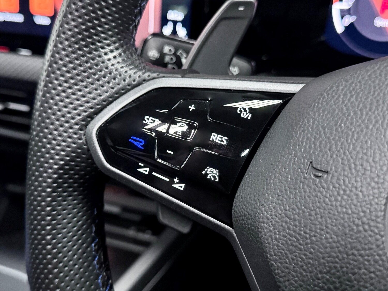 Used Volkswagen Golf 2022 for sale - 77345380: Photo 32